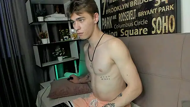 XXX chat uživo modela Shadow_blink