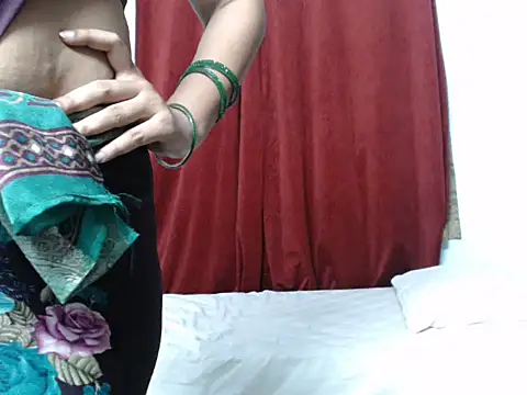 sunitha-3 Live XXX-chat