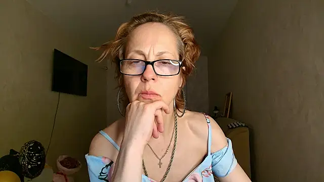 LioraWeiss' Live XXX Chat