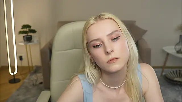 LaynePingitore's Live XXX Chat