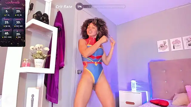 Chatroom XXX en direct de EmilyCoast-1