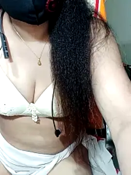 Lok_Sex Adlı Modelin Canlı XXX Sohbeti