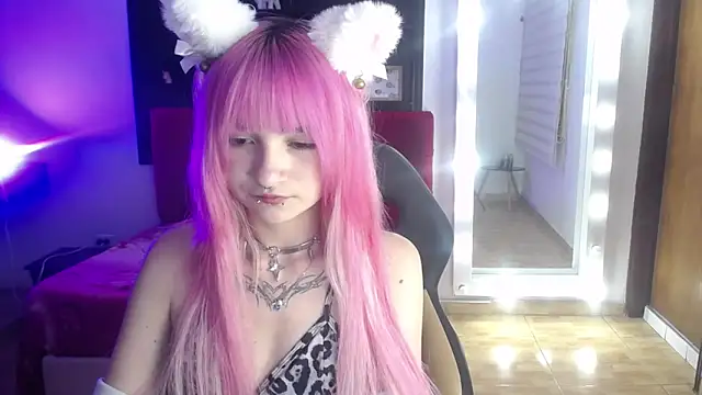 _Charlotte_Collins_ Chat XXX in diretta