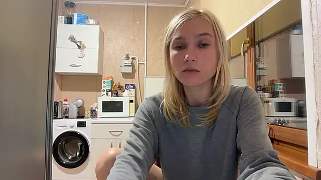 Show modela AngelJeni na web-kameri