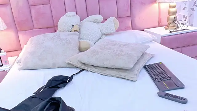 GabyMoreau's Live XXX Chat