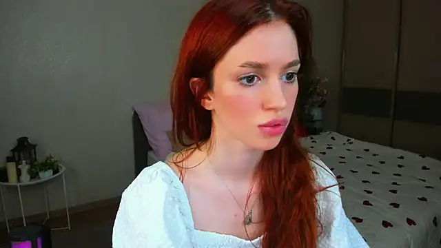 ChristinaConteeree Webcam Show