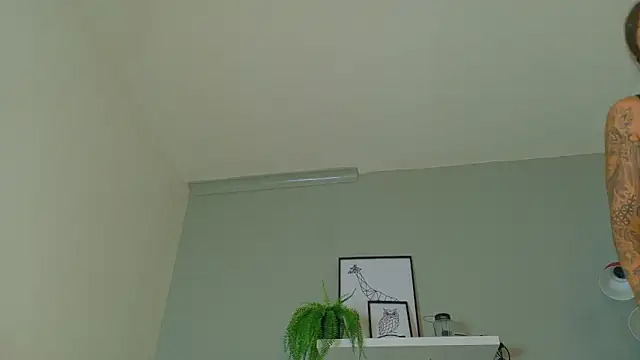 LexaDominant__ Adlı Modelin Canlı Sohbet Odası