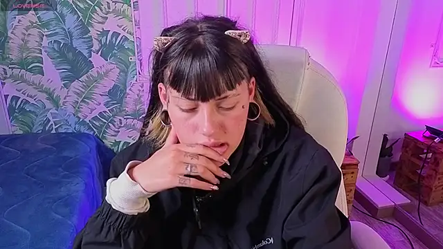 Živý XXX chat _sharlotte777