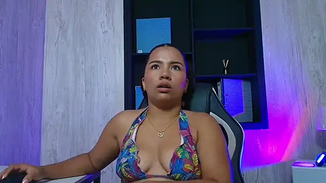 دردشة TamaraaHoney الجنسية المباشرة
