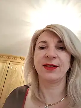 AhlyssaLove1155 Chat XXX in diretta