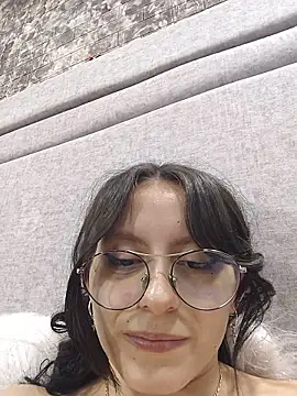 Naomimolie Chat XXX in diretta