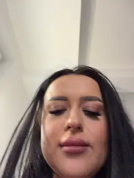 Katty_Pery Chat XXX in diretta