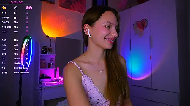 دردشة soffy__kisss الجنسية المباشرة