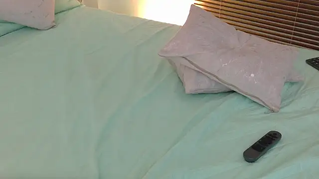Chat +18 de Nathaly-Lopez ao vivo
