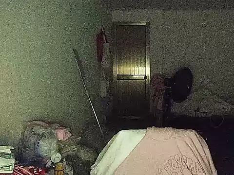 RebelAura 现场XXX聊天