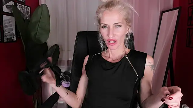 CindySw – Naživo XXX chat