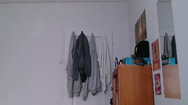OskarBrenon Live XXX chat
