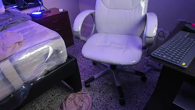 SiaRose's Webcam Show