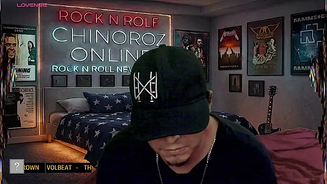 Czat XXX na żywo – chino_roz