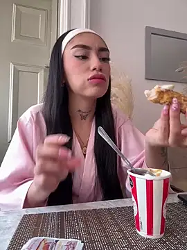 Živý XXX chat Bonny_Eva