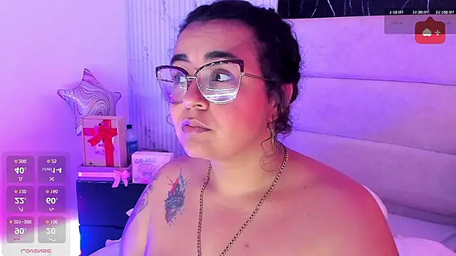 Chat XXX en directo de Reginavegaa