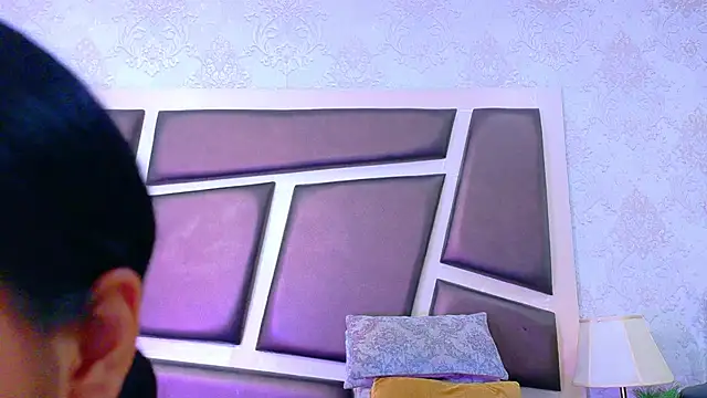دردشة NicoleEsposito الجنسية المباشرة