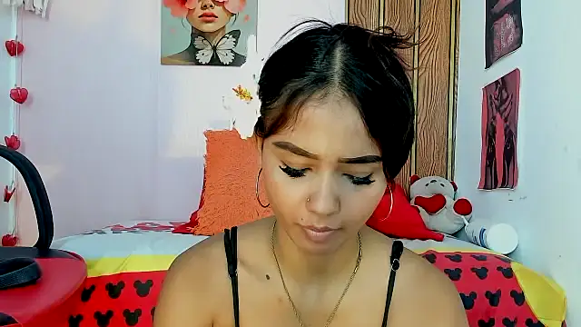 MarianaManzur's Live XXX Chat