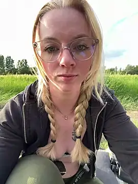 Czat XXX na żywo – LinaLeana