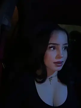 دردشة LorenaAmiraa الجنسية المباشرة