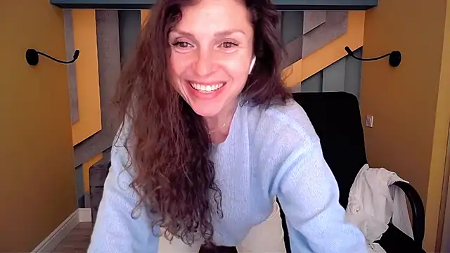 XXX chat uživo modela EllaLong