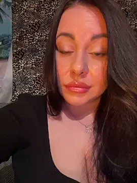 DaisyStreet's Live XXX Chat