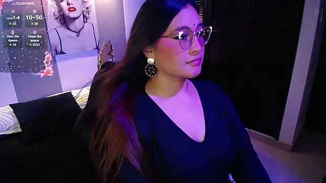 jhanvi_umarani Show in webcam