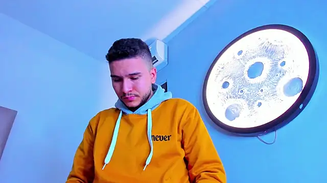 mike_257 – Naživo XXX chat