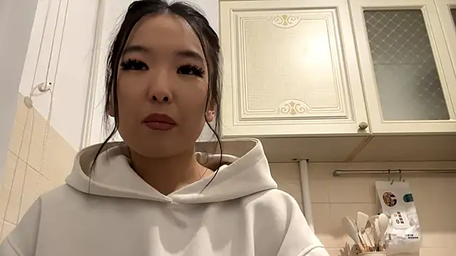 Chat XXX ao vivo de EvilEmma