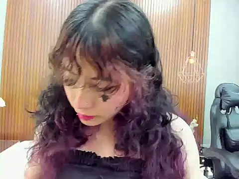 Cybercore_Shy Chat XXX live