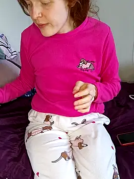 kinkyginger23: απευθείας συνομιλία ΧΧΧ