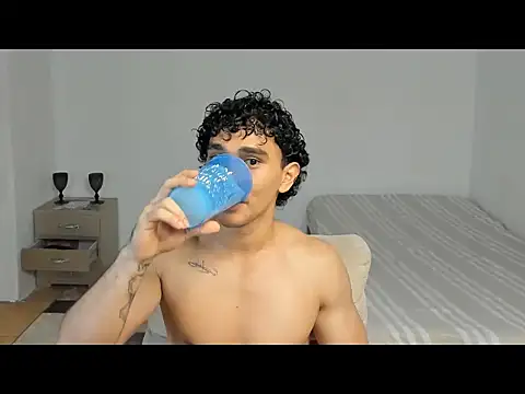 Chat +18 de mateo_jack ao vivo