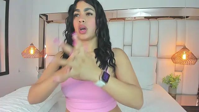 CamiTabares' Live XXX Chat