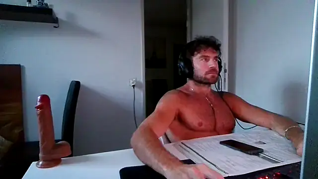 alpha-hunk Live XXX-Chat