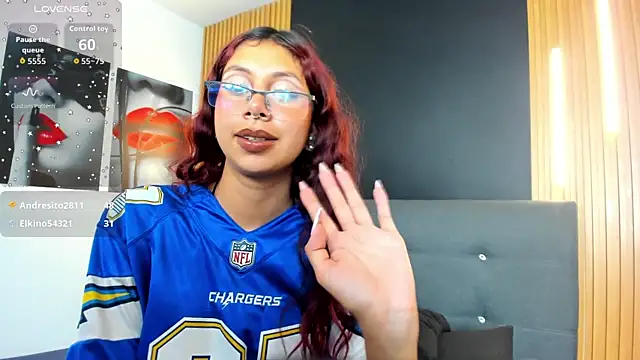 Chat XXX ao vivo de alejita_machado
