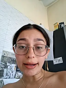 Czat XXX na żywo – Ary-18