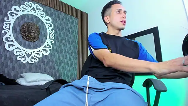 Zack_isback Live XXX-Chat
