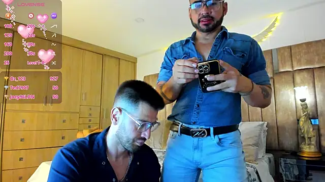 petterwilly1 Pertunjukan Webcam