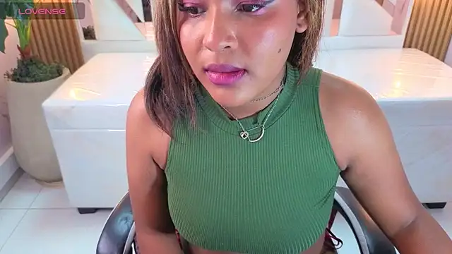 naomitp Live XXX-Chat