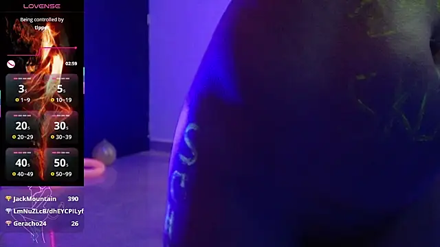 LunaSub69_'s Live XXX Chat