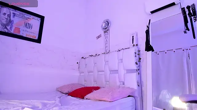LiilithNyx Adlı Modelin Canlı XXX Sohbeti