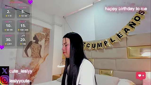 lesly_cutee's Live XXX Chat