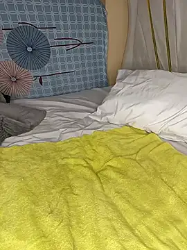 SquirtQueen16 লাইভ XXX চ্যাট