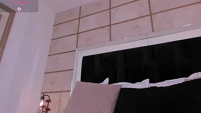 Czat XXX na żywo – Crystal_Rose__