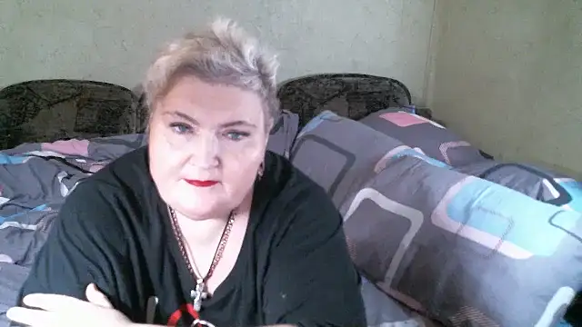 Lana555: онлайн-секс-чат
